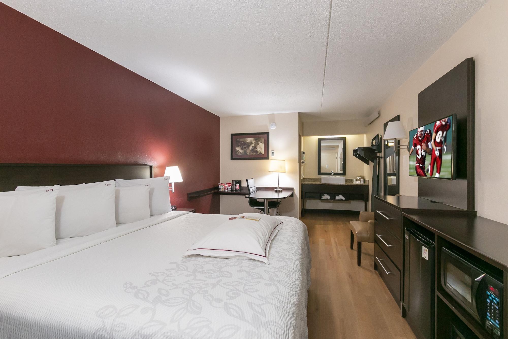 Red Roof Inn Plus+ Nashville Fairgrounds Экстерьер фото