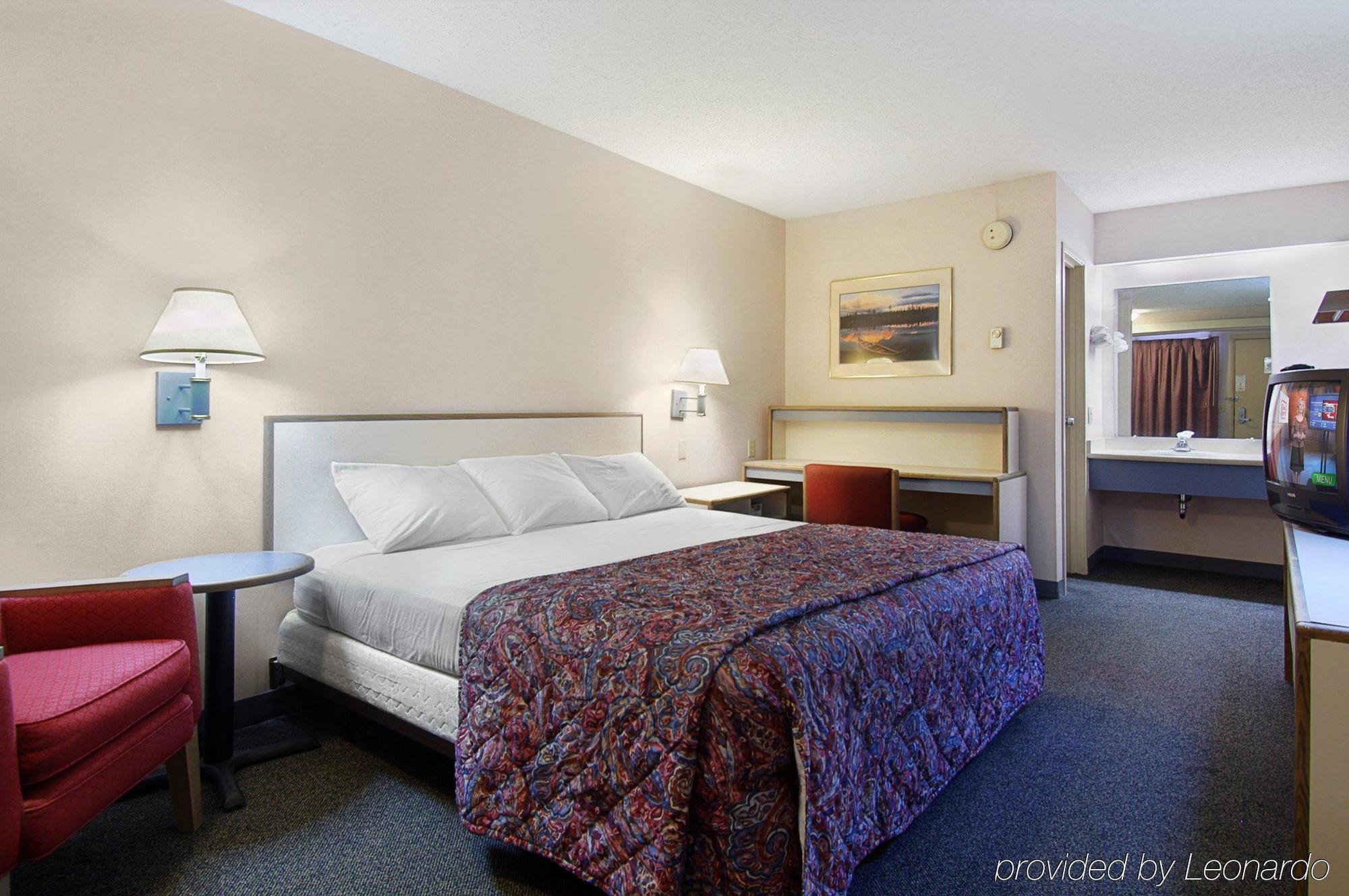 Red Roof Inn Plus+ Nashville Fairgrounds Экстерьер фото