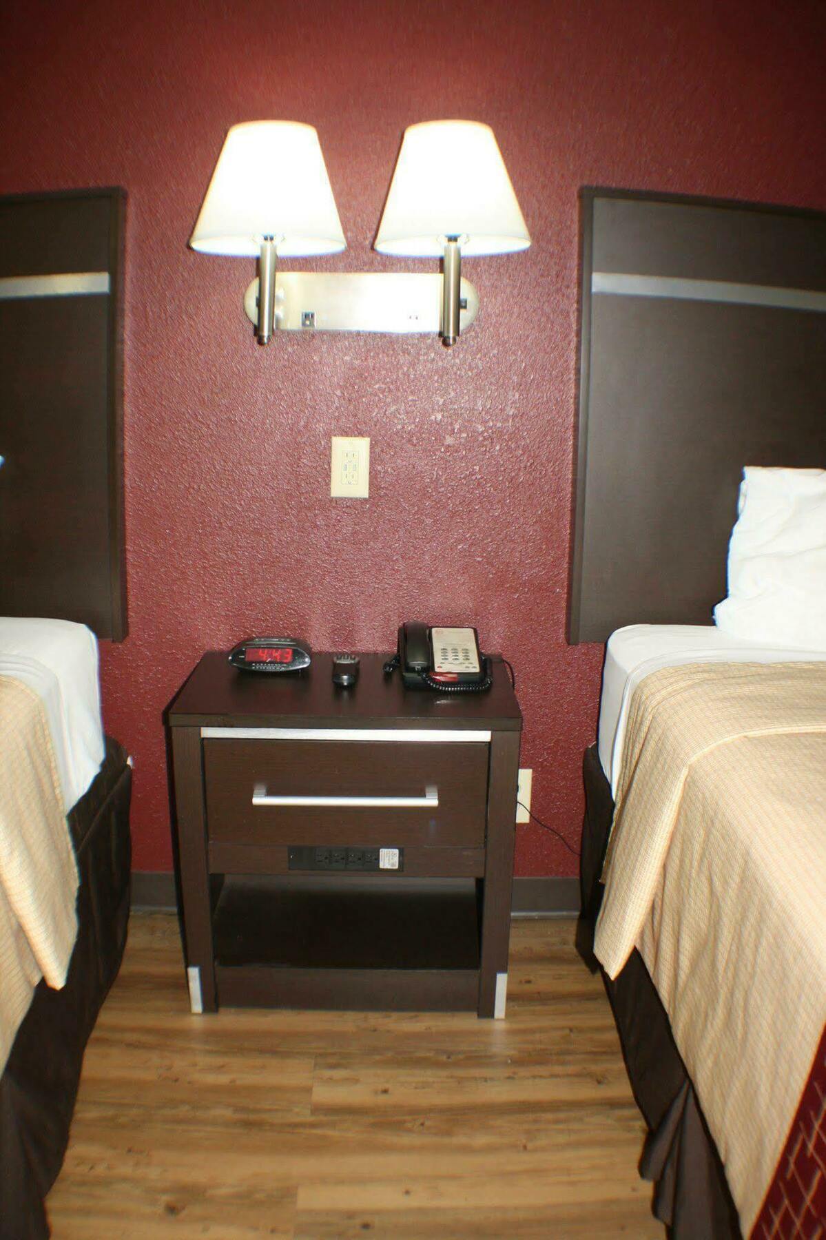 Red Roof Inn Plus+ Nashville Fairgrounds Экстерьер фото